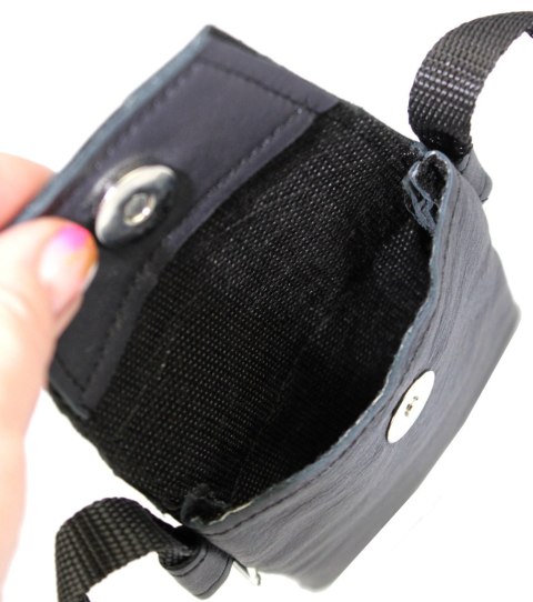 Paszportówka PolskaGalanteria (PL) Skóra Naturalna Klapka 1 Zamek Średnia Na Szyję 17 x 10 x 1 [cm]