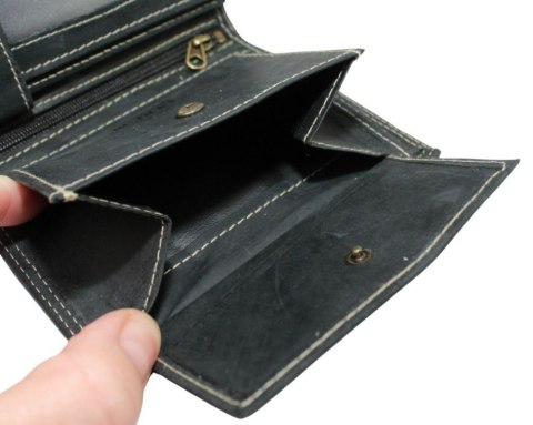 Portfel Męski Skórzany WILD Skóra Licowa Duży Pionowy Bez Zapięcia Zamszowy CZARNY ''De Luxe'' 8932 13 x 10 x 3 [cm]