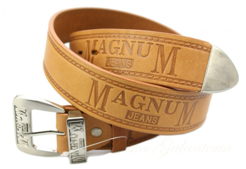 Pasek Skórzany COMPLEX (PL) Tłoczony Napis "MAGNUM" Z METALOWĄ KOŃCÓWKĄ Skóra Licowa EXTRA 40 mm SUROWA SKÓRA Pasek Skórzany COMPLEX (PL) Tłoczony Napis "MAGNUM" Z METALOWĄ KOŃCÓWKĄ Skóra Licowa EXTRA 40 mm SUROWA SKÓRA