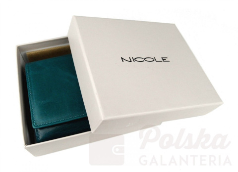 Portfel Damski Skórzany NICOLE 12 cm Klamra Skóra Naturalna Z Klapką NI47009 Portfel Damski Skórzany NICOLE 12 cm Klamra Skóra Naturalna Z Klapką NI47009