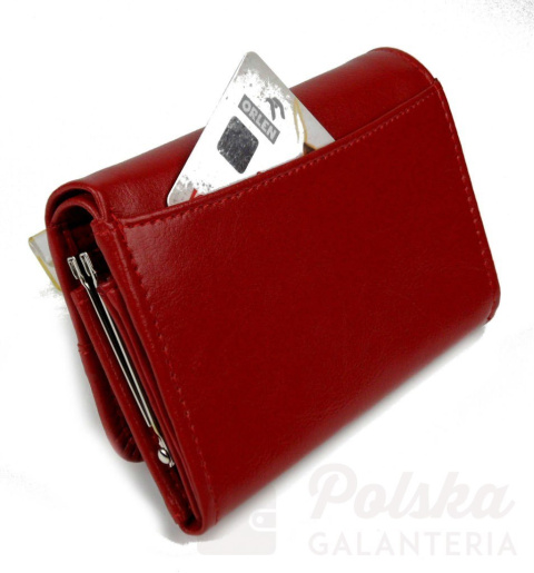 Portfel Damski Skórzany SARA (PL) 14 cm Klamra Wewnątrz Skóra Naturalna SAR_P10 Portfel Damski Skórzany SARA (PL) 14 cm Klamra Wewnątrz Skóra Naturalna SAR_P10